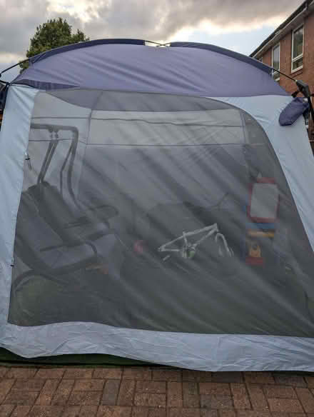 Photo of free tent/pagoda (Wybourn S2) #4