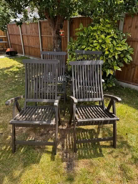 Photo of free 4 wooden outdoor chair folded (Staines) #2