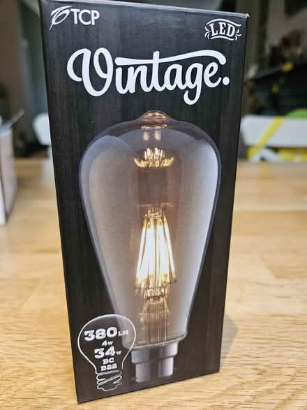 Photo of free Light bulb (SW2) #1