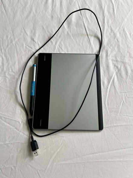 Photo of free digitising pen tablet for PC (LS20) (Guiseley LS20) #1