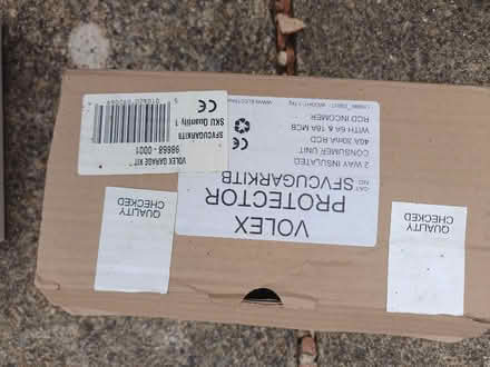 Photo of free Consumer unit with 2 breakers. (Woodcote RG8) #3