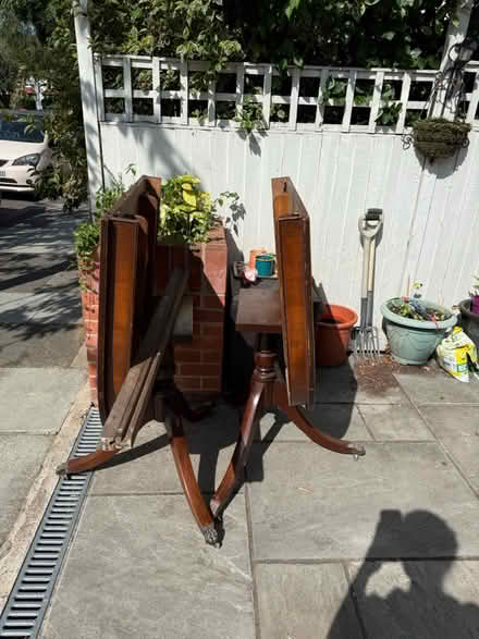 Photo of free Table and chairs (TW9) #1