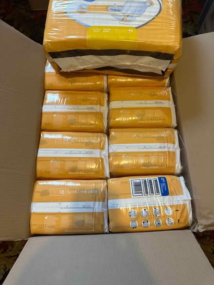Photo of free Disposable pads for incontinence (SE24) #2