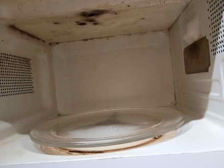Photo of free Old working microwave (East Barnwell) #3