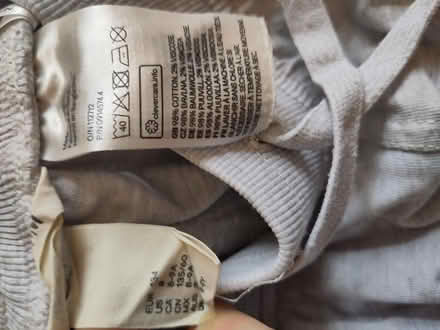 Photo of free H&M Kid's jogging bottoms 8-9yrs (L1 Liverpool City Centre) #2