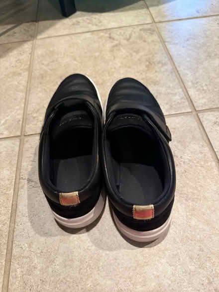 Photo of free Women’s shoe (Fairfield Area) #3