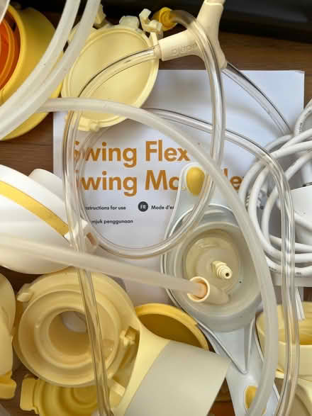 Photo of free electric breast pumps Medela (W3 Acton) #2