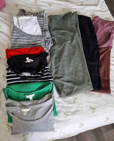 Photo of free Maternity clothes (Ruislip HA4) #1