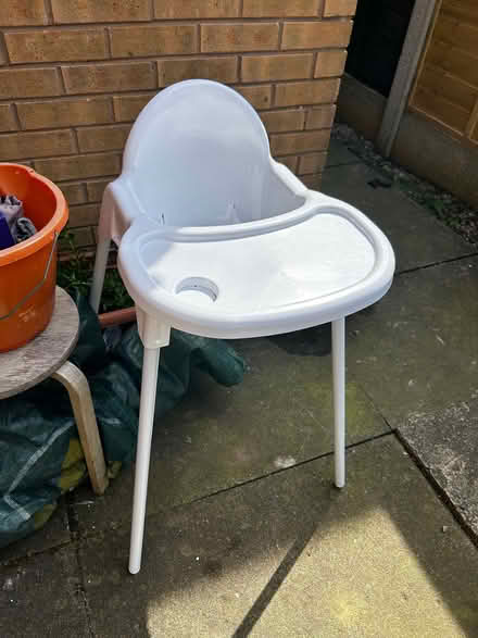 Photo of free White Highchair. (Abraham Heights LA1) #1