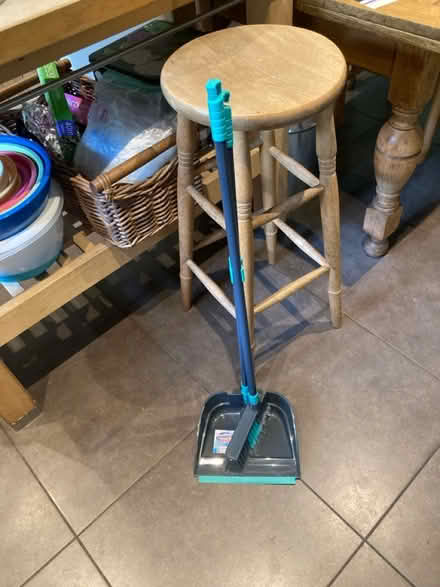 Photo of free Long handle dustpan and brush (Newbury RG19) #1