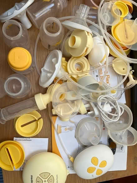 Photo of free electric breast pumps Medela (W3 Acton) #1
