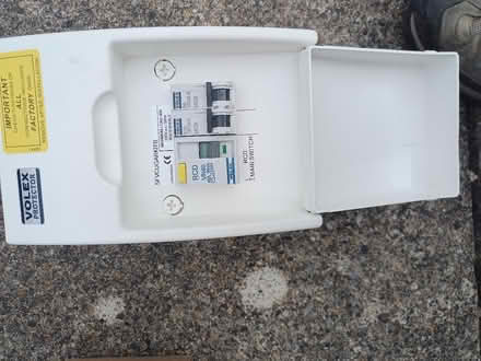 Photo of free Consumer unit with 2 breakers. (Woodcote RG8) #2