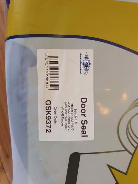 Photo of free Washing machine door seal - hotpoint/Indesit (Forth ML11) #1