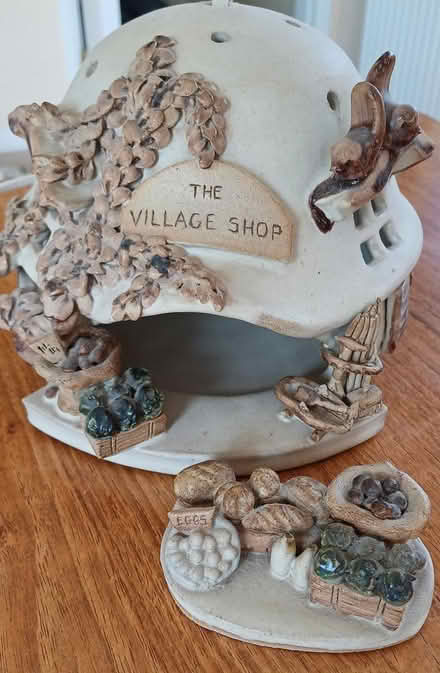 Photo of free Cute Pottery Night Light Lamp (Chinnor / Radnage) #1