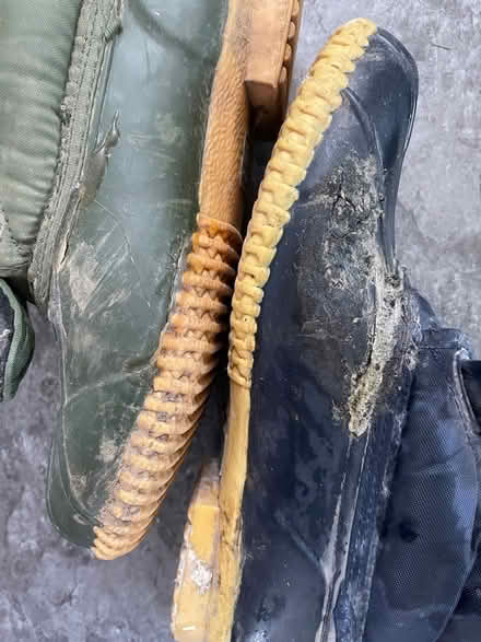 Photo of free Stable boots- faulty (Southborough TN4) #2