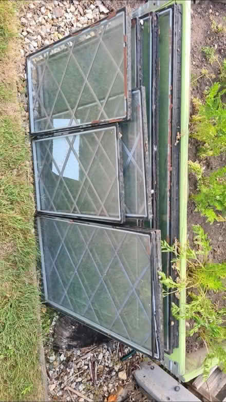 Photo of free Window glass (Peopleton WR10) #1
