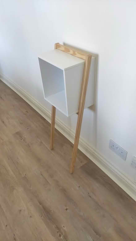 Photo of free Small display unit (Isleworth TW7) #3