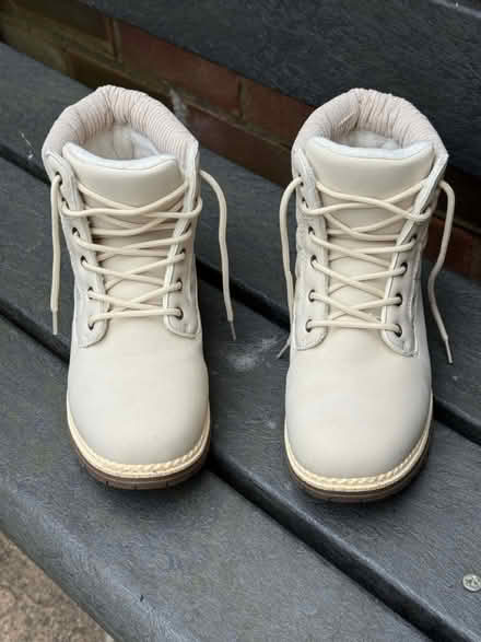 Photo of free Ladies walking boots (Nettleham near Lincoln Ln2 2tn) #1
