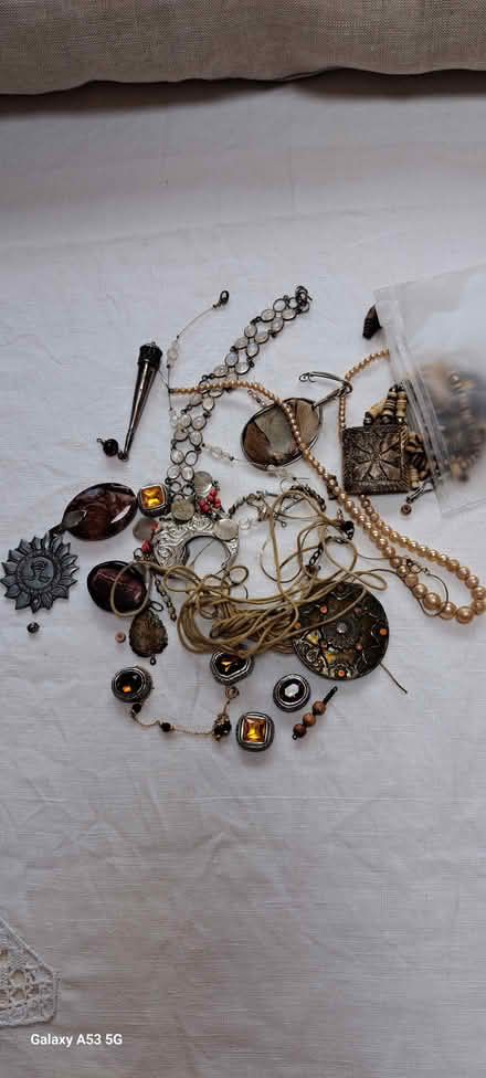 Photo of free Beads/ bits of jewellery (Poolbrook WR14) #1