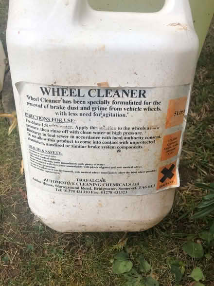 Photo of free Part 5 litre tub of wheel cleaner (Wood Farm OX3) #1