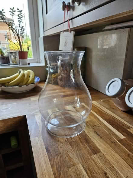 Photo of free Large glass vase 30cm tall (Chipstead TN13) #2