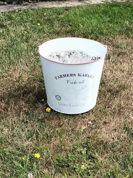 Photo of free Plant Bucket (Fareham PO14) #1