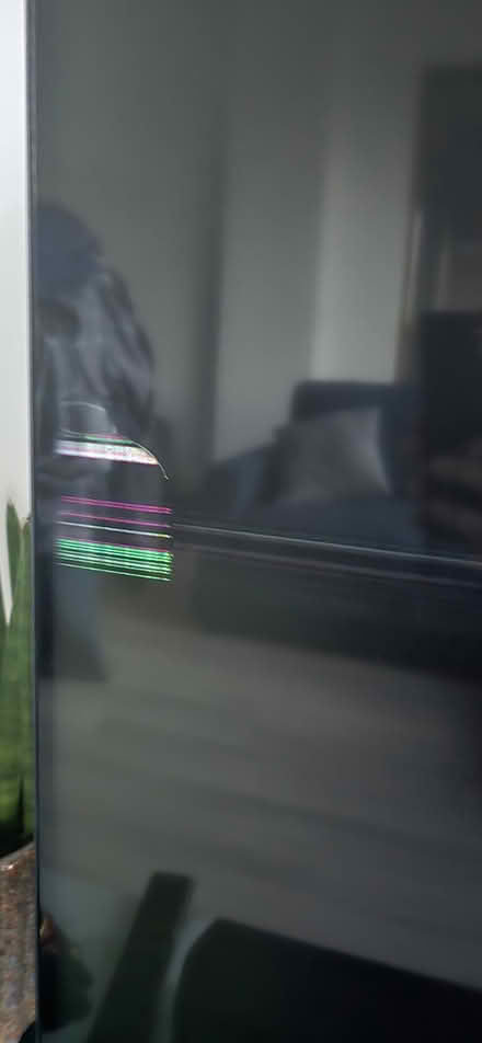 Photo of free Samsung TV 43'' (South Bermondsey) #2