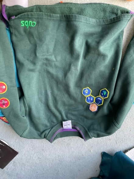 Photo of free Cubs jumper (Marston OX3) #1