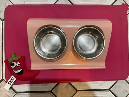 Photo of free Pet feeding bowls (Southall UB2) #1