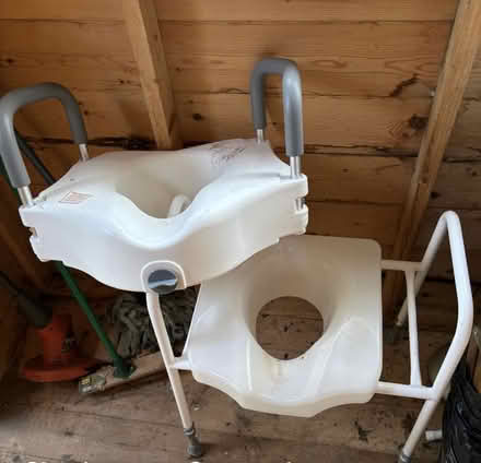 Photo of free Raised toilet seats (Dundrum Dublin) #1