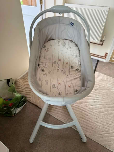 Photo of free Baby Crib/seat Chicco (North Baddesley) #2