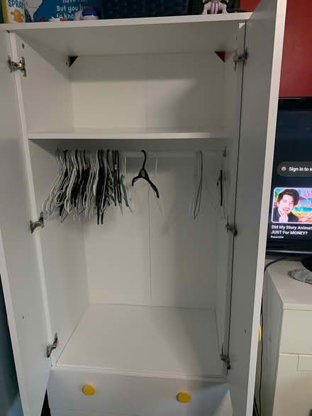 Photo of free 5 months old wardrobe (Burgess Hill) #3