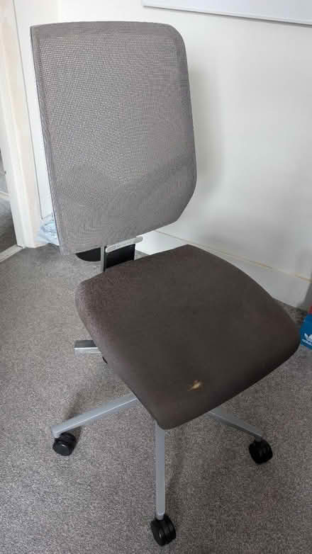 Photo of free Office chair (Plaistow E13) #1