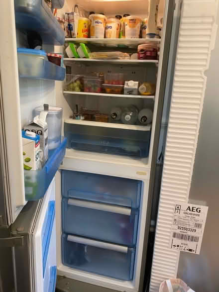 Photo of free LG Fridge Freezer (Dartford, DA9) #3