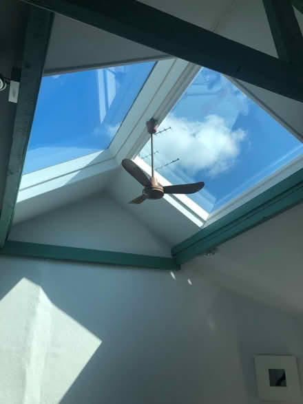 Photo of free 2 ceiling fans (Chiswick London W4) #1