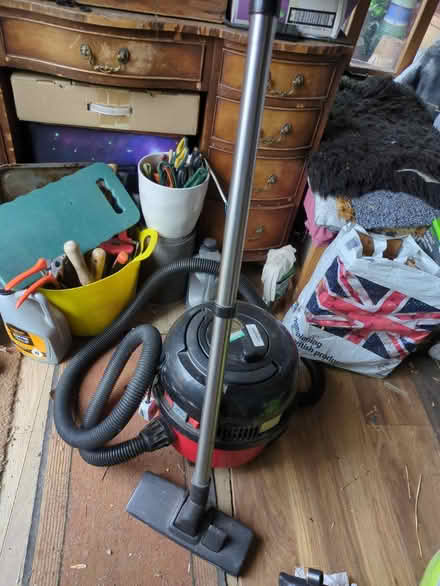 Photo of free Henry Hoover (Tw16) #3