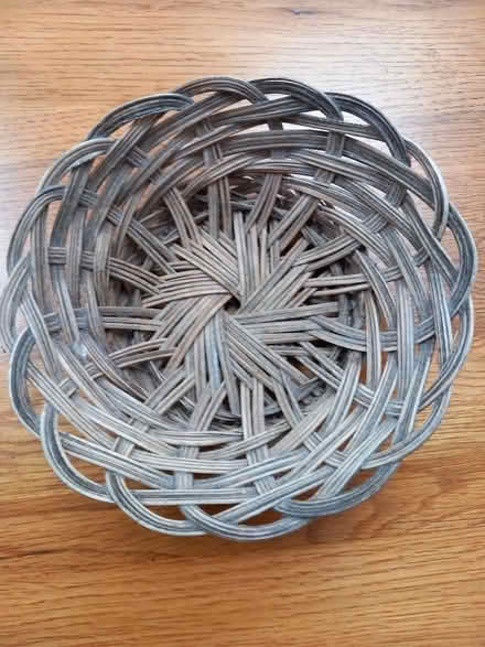 Photo of free Small wicker basket (New Malden KT3) #1