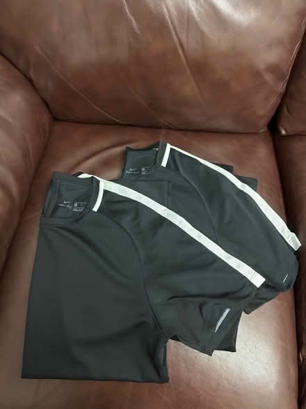 Photo of free Small menâs clothes (Common Edge FY4) #2