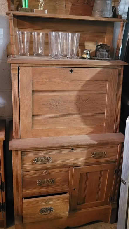 Photo of free Vintage Wood FURNITURE (Fayette Road Scarsdale) #2