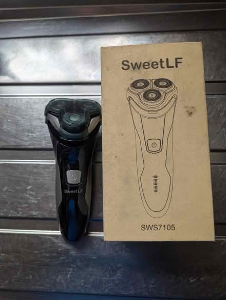 Photo of free Razor (Loudwater HP10) #1