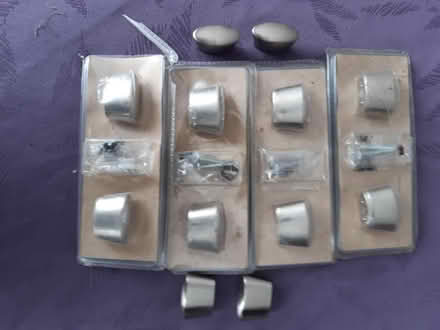 Photo of free B & Q cupboard/draw/door handles (Roffey) #1