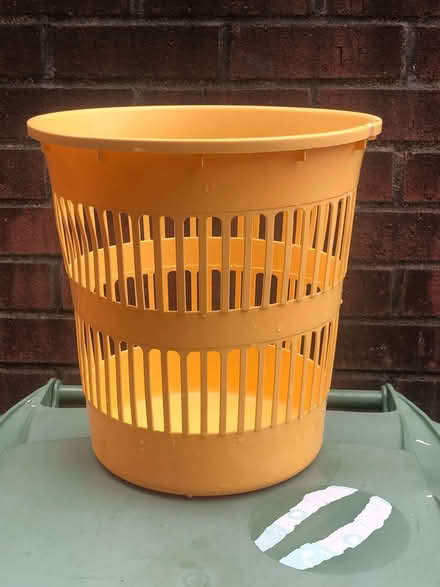 Photo of free Yellow plastic bedroom / office bin (Wood Farm OX3) #1