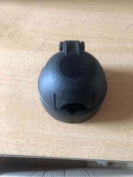 Photo of free Electrical Connector (trailer etc.?) 4 round pin (Wood Farm OX3) #1