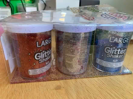 Photo of free Glitter (Sandhurst GU47) #2