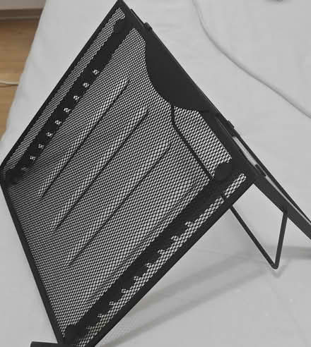 Photo of free Laptop support (Stockwell SW9) #1