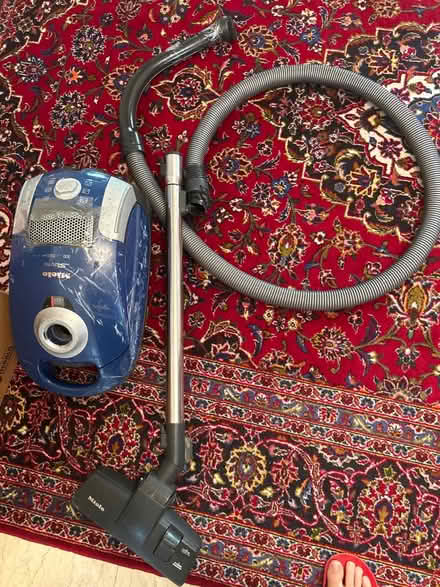 Photo of free Miele vacuum cleaner (NW9 - Brent) #1