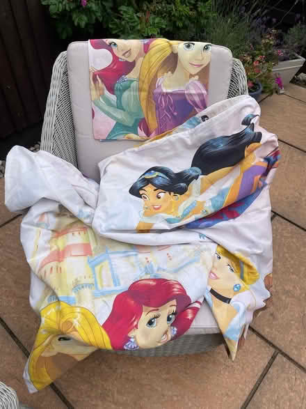Photo of free Single duvet cover and pillowcase (Poole, Baiter, BH15) #1