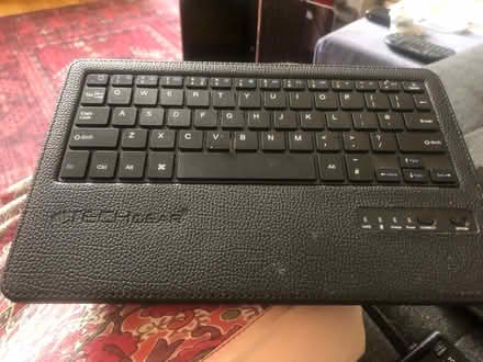 Photo of free Wireless keyboard (Olive Mount L15) #1