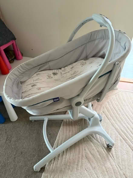 Photo of free Baby Crib/seat Chicco (North Baddesley) #1