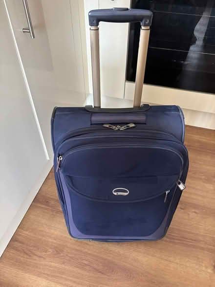 Photo of free Cabin baggage (Basildon SS16) #1